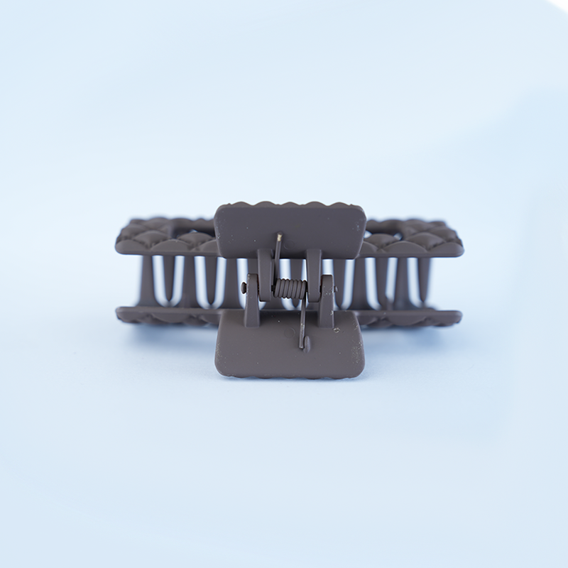 Matte Wave Hair Claw Clip| High-Quality Plastic Clip| Strong & Comfortable Hold| Versatile for All Hair Types
