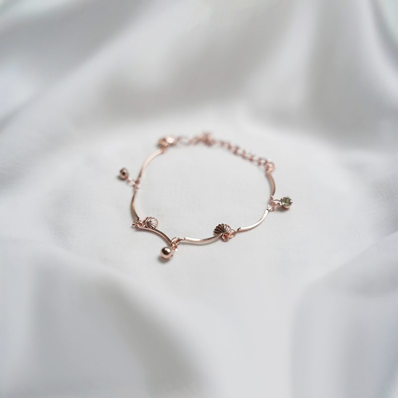 Rose Gold-Plated chain bracelet With Shell And Crystal Charms| Simple Bracelet For Girls