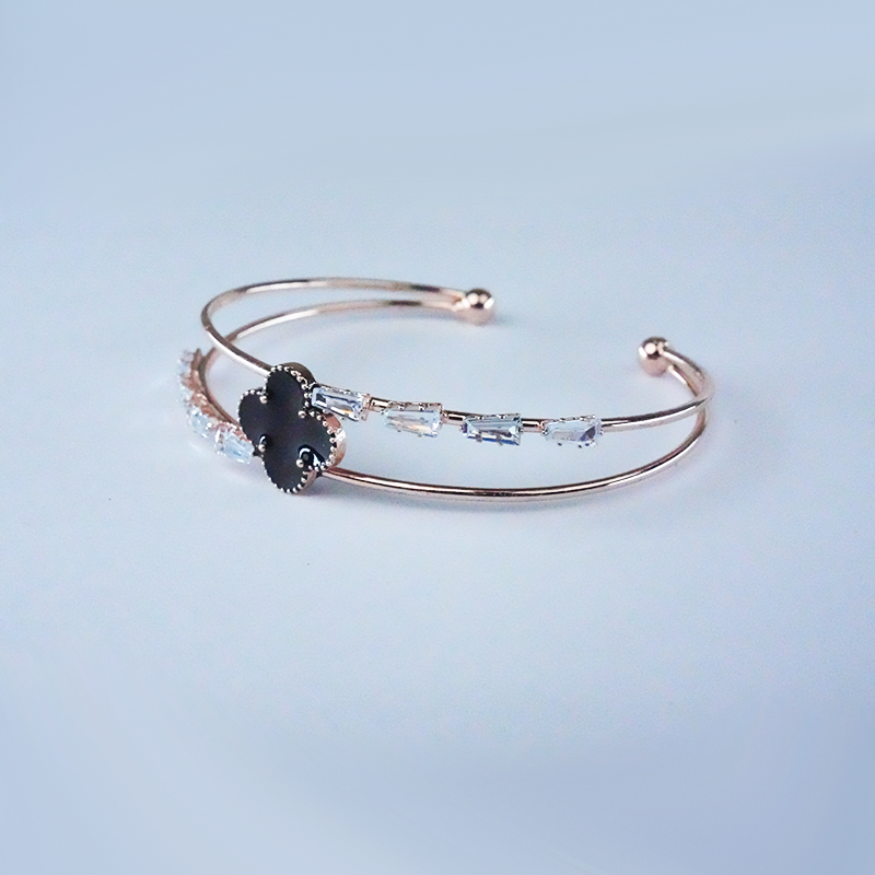 Anti-Tarnish Clover Bracelet| Black Clover Charm & Crystal accents| Lightweight Bracelet for women's/ Girls