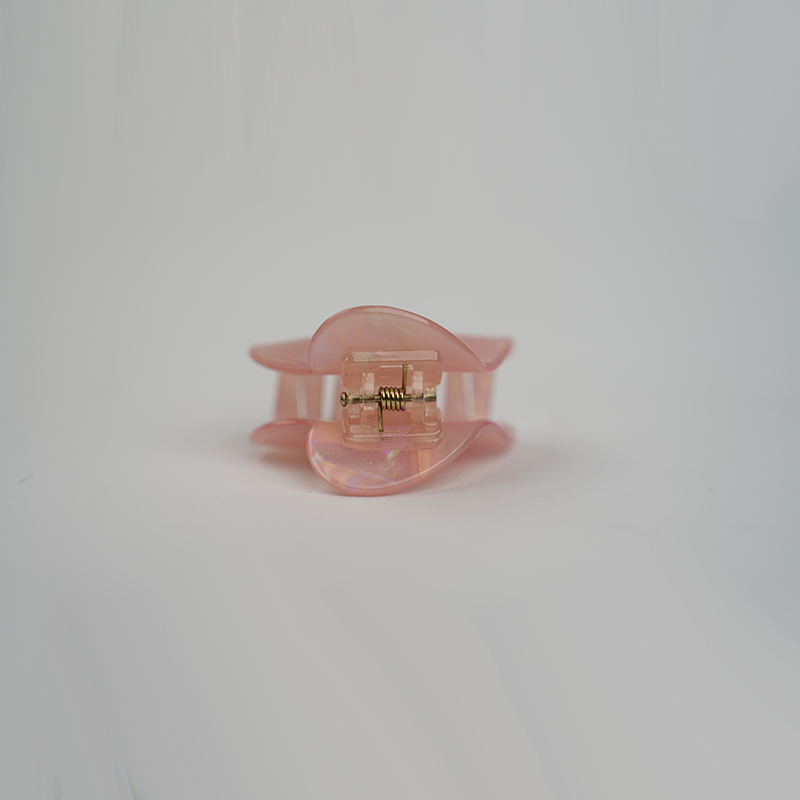 Heart-Shaped Iridescent Hair Claw Clip| Non-Slip Grip For Various Hair Type & Styles